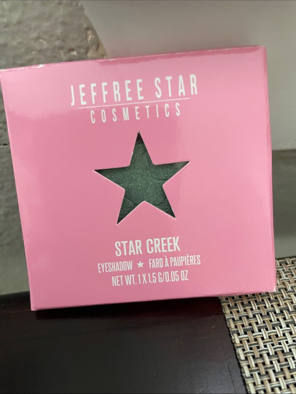 🎉🎉 Jeffree Star Star Creek Eyeshadow - Deep Forest Green